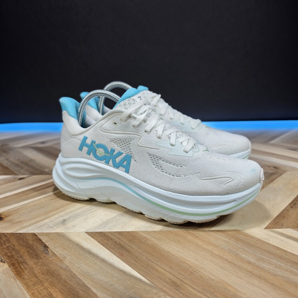 Hoka One One Clifton 10 Women's White Aqua Mesh Sneakers Size 8.5 Running Shoes